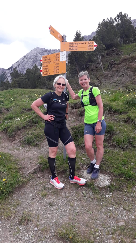 Cornelia und Annelies auf dem Saas Förkle